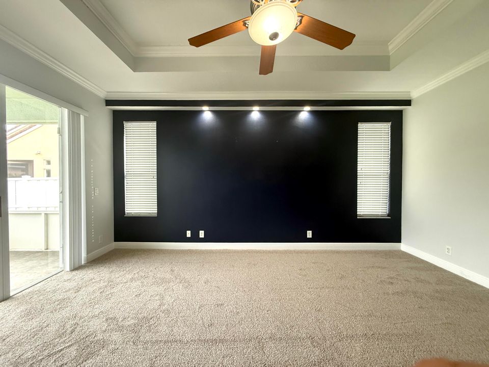 Active With Contract: $450,000 (3 beds, 2 baths, 2489 Square Feet)