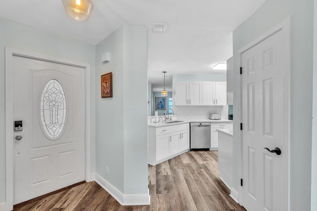 待售: $849,900 (3 贝兹, 2 浴室, 2266 平方英尺)