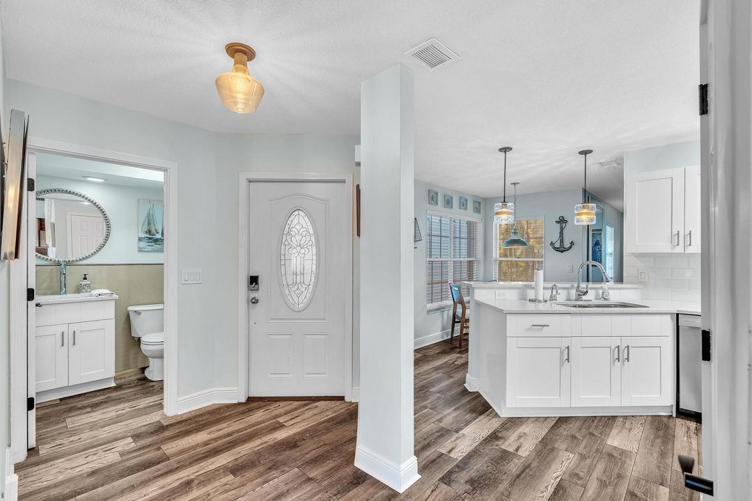 待售: $849,900 (3 贝兹, 2 浴室, 2266 平方英尺)