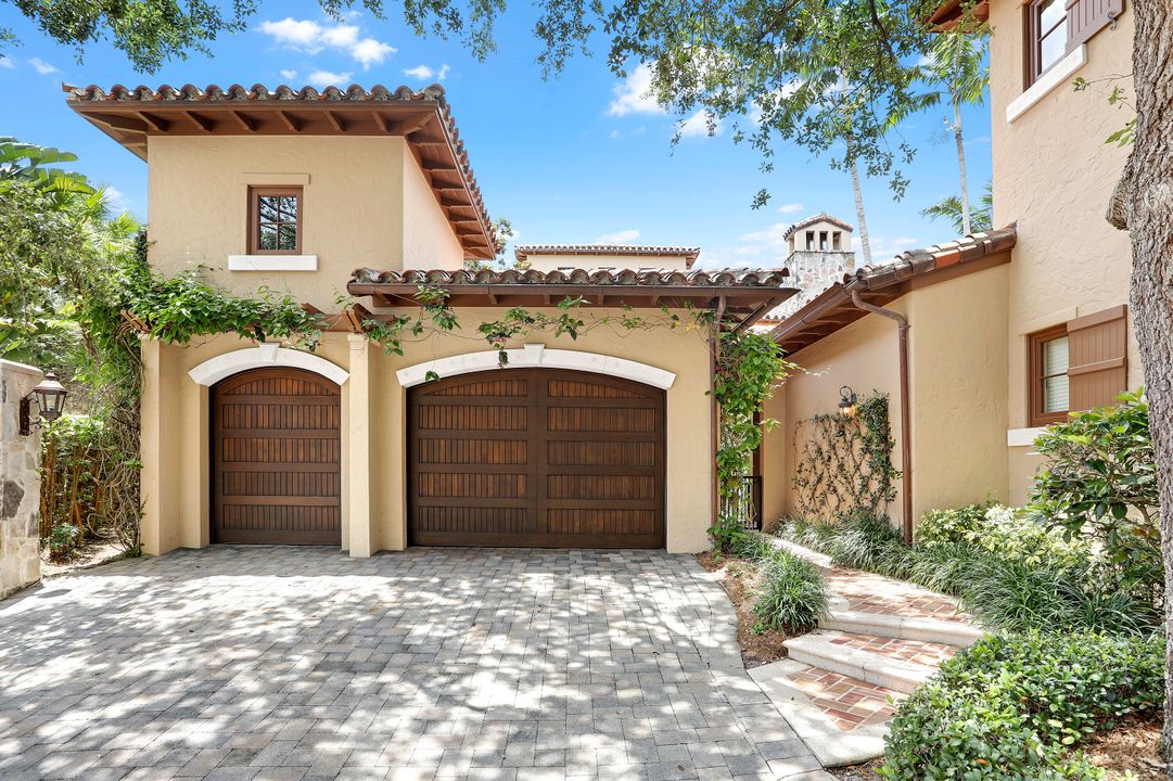 For Sale: $5,500,000 (4 beds, 4 baths, 3253 Square Feet)