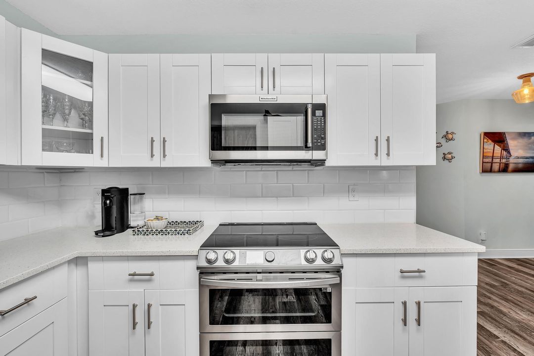 待售: $849,900 (3 贝兹, 2 浴室, 2266 平方英尺)