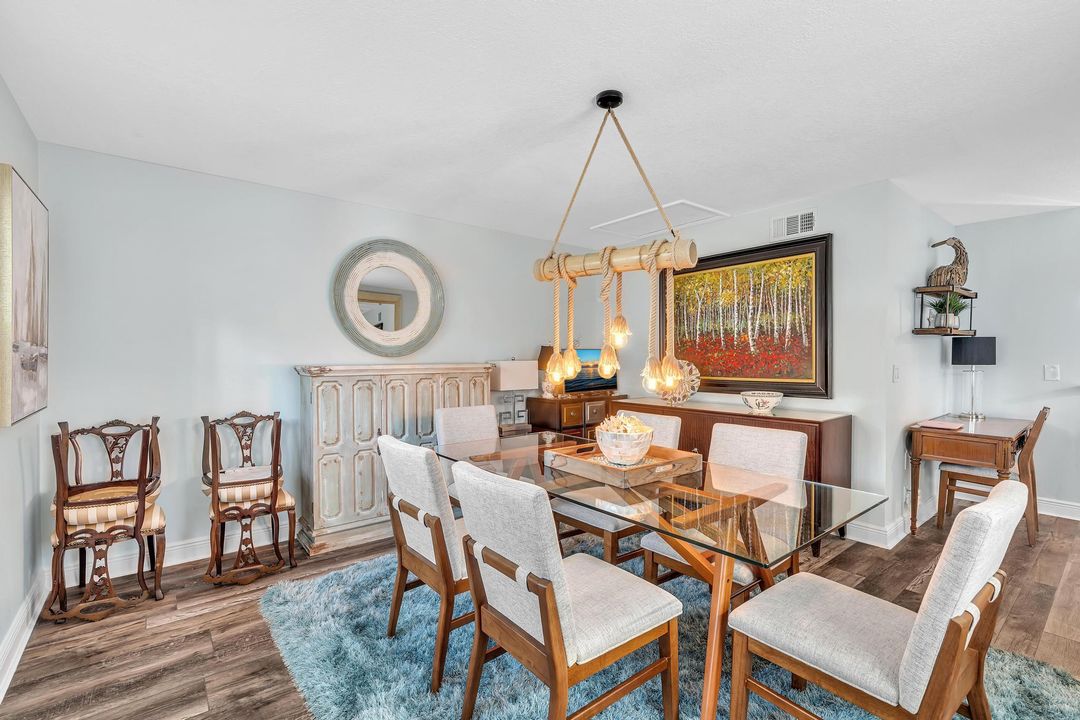 待售: $849,900 (3 贝兹, 2 浴室, 2266 平方英尺)