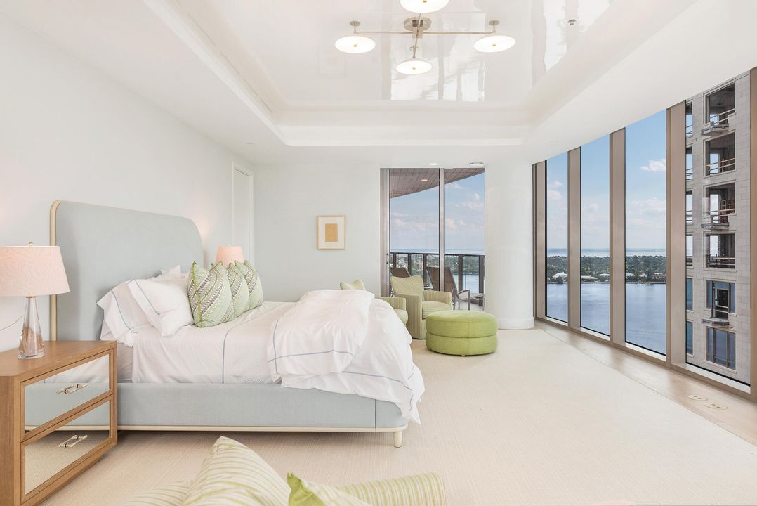 出租: $95,000 (4 贝兹, 4 浴室, 4436 平方英尺)