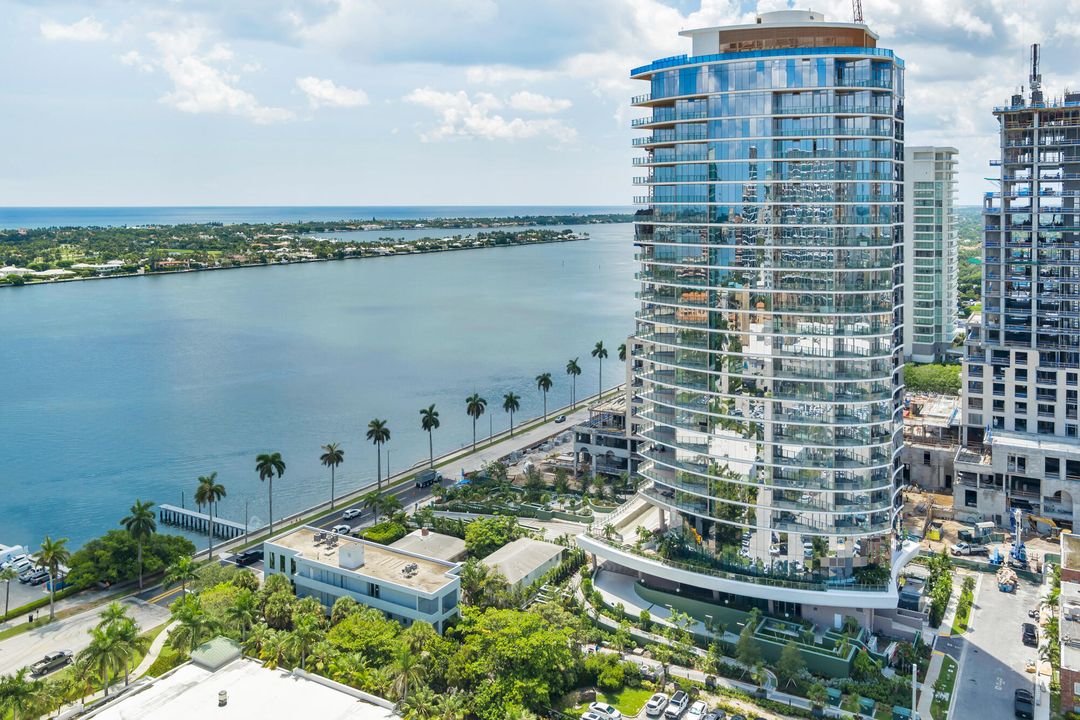 出租: $95,000 (4 贝兹, 4 浴室, 4436 平方英尺)