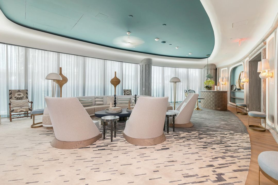 出租: $95,000 (4 贝兹, 4 浴室, 4436 平方英尺)