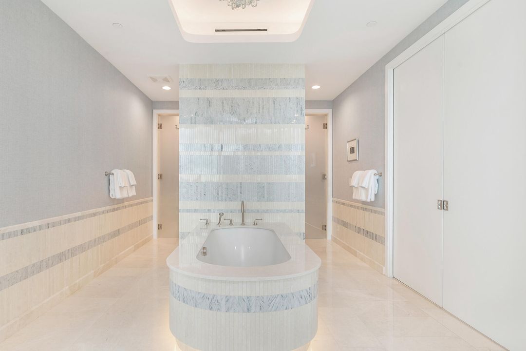 出租: $95,000 (4 贝兹, 4 浴室, 4436 平方英尺)