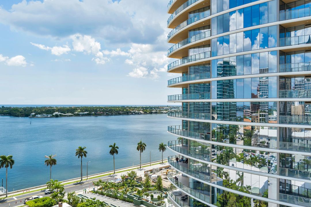 出租: $95,000 (4 贝兹, 4 浴室, 4436 平方英尺)