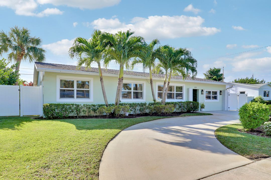 En Venta: $1,050,000 (4 camas, 2 baños, 1844 Pies cuadrados)