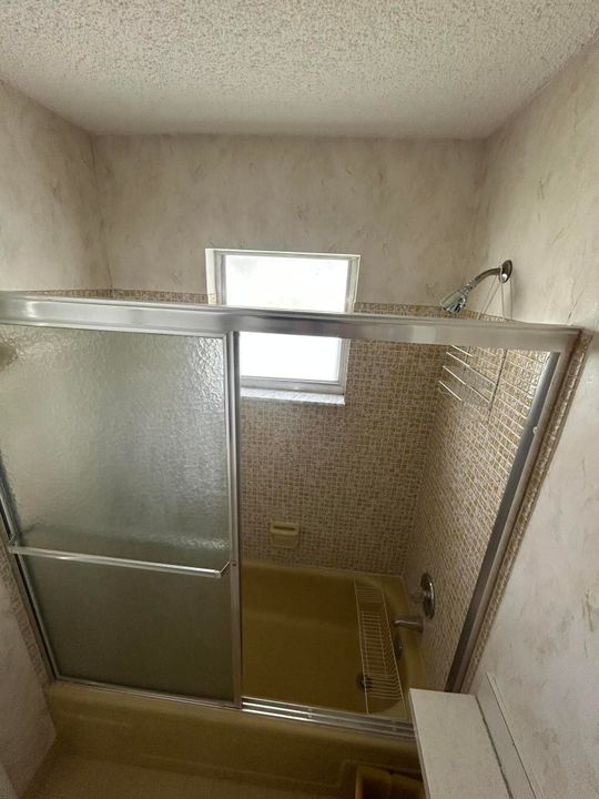 出租: $2,200 (2 贝兹, 2 浴室, 1317 平方英尺)