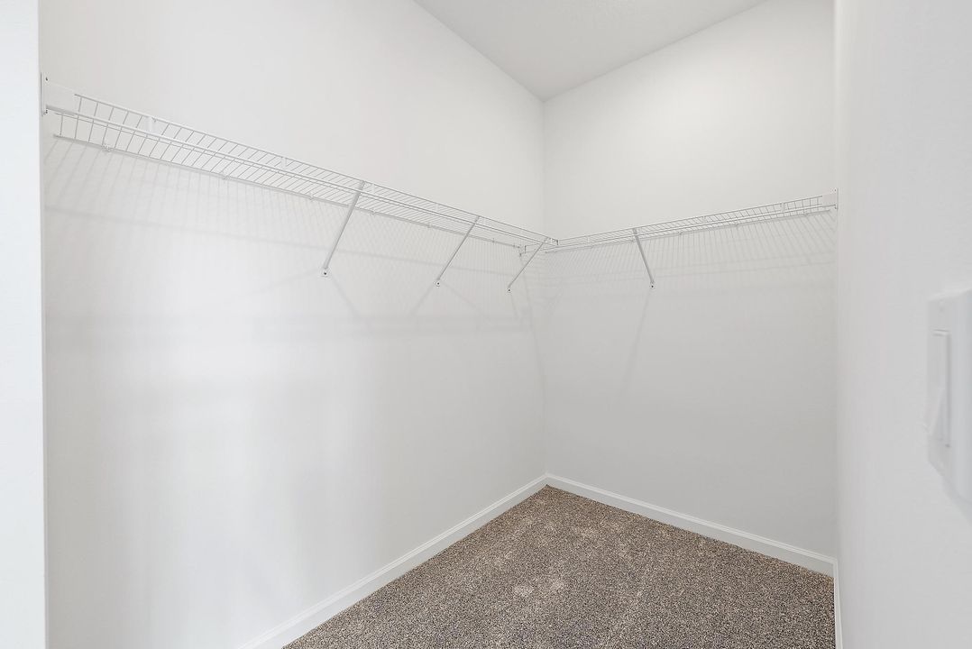 For Rent: $2,790 (3 beds, 2 baths, 1550 Square Feet)