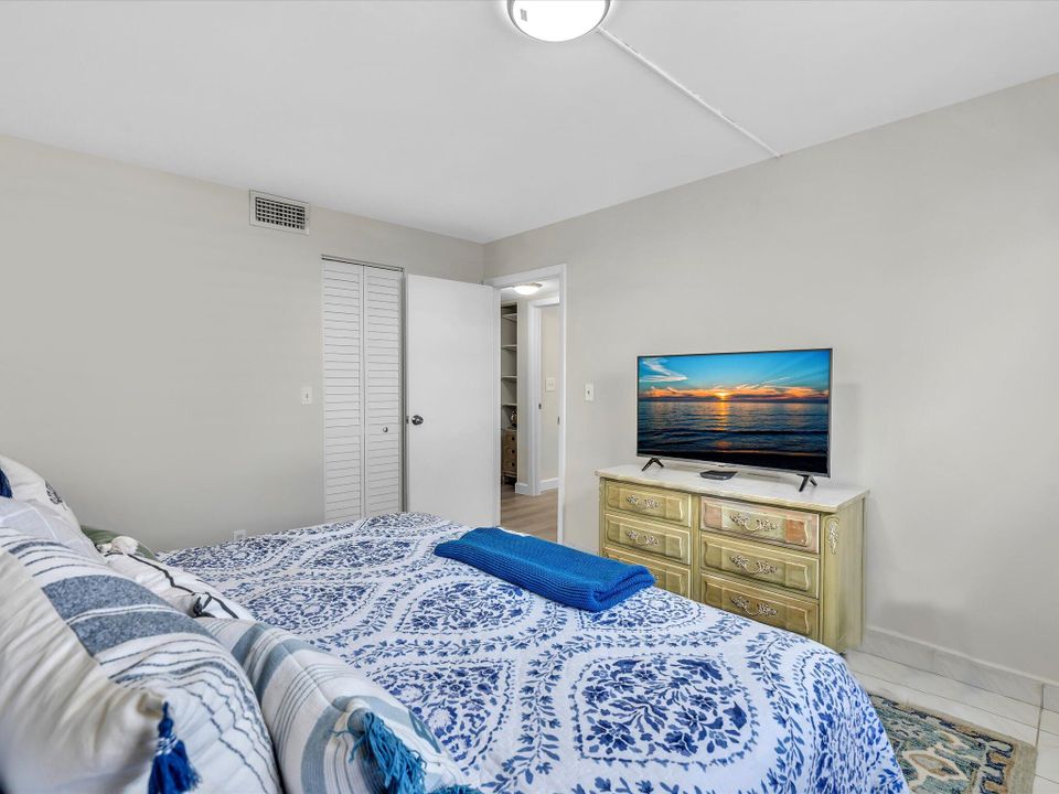 En Venta: $270,000 (2 camas, 2 baños, 1190 Pies cuadrados)