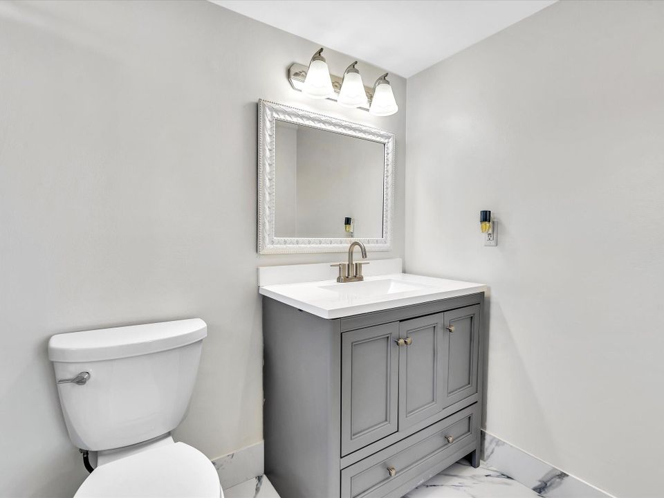 En Venta: $270,000 (2 camas, 2 baños, 1190 Pies cuadrados)