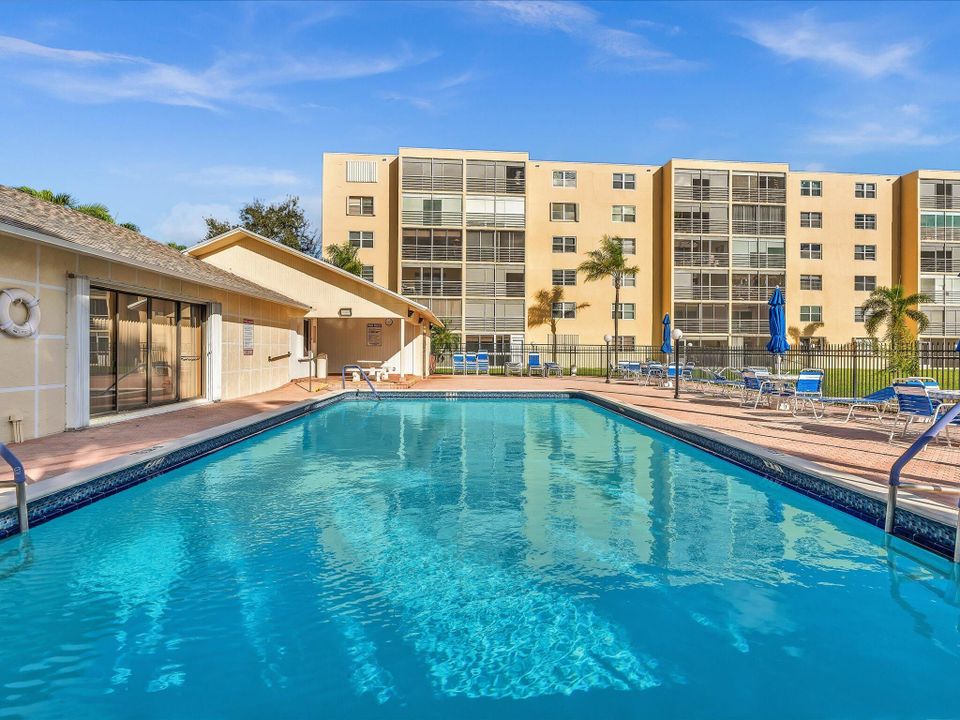 En Venta: $270,000 (2 camas, 2 baños, 1190 Pies cuadrados)