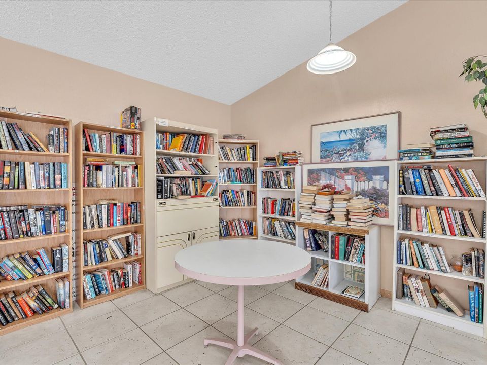 En Venta: $270,000 (2 camas, 2 baños, 1190 Pies cuadrados)