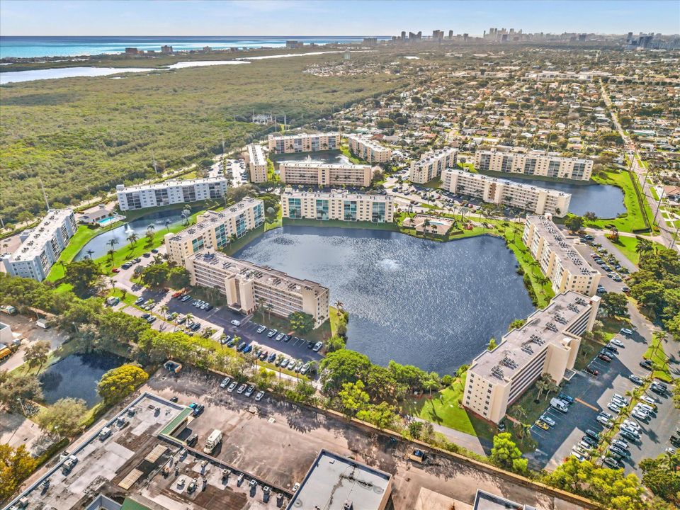 En Venta: $270,000 (2 camas, 2 baños, 1190 Pies cuadrados)