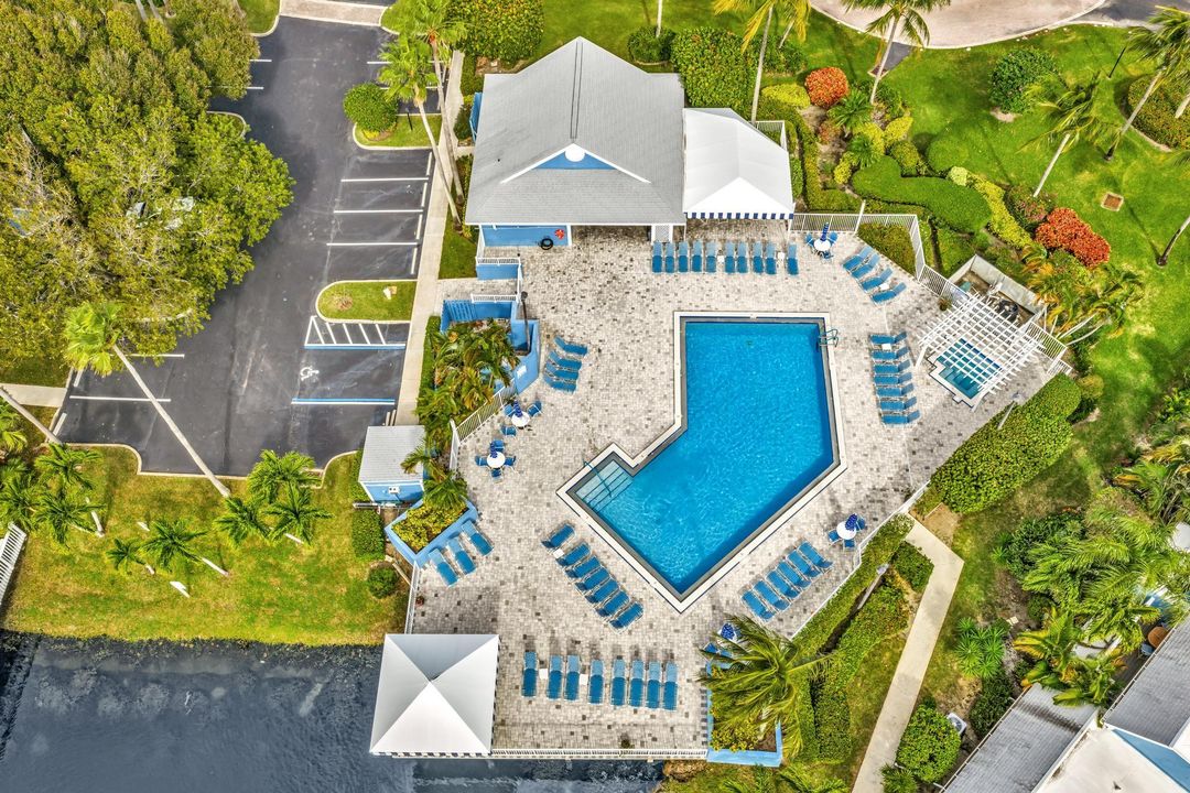 待售: $849,900 (3 贝兹, 2 浴室, 2266 平方英尺)