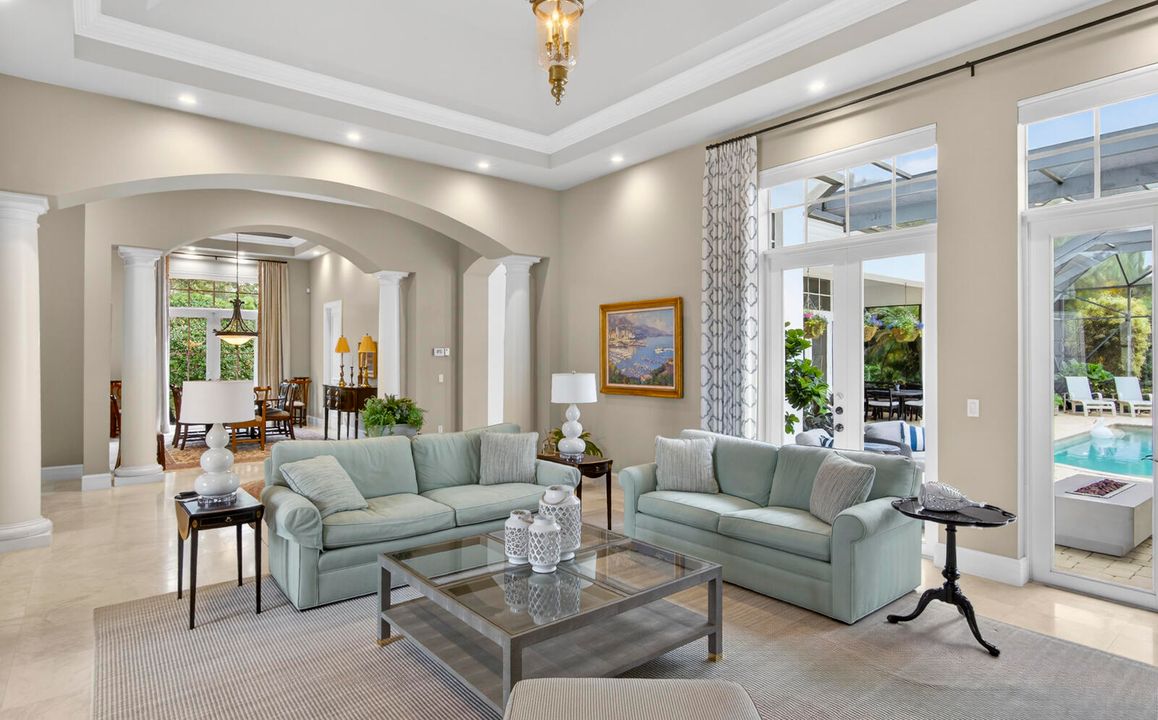 En Venta: $3,300,000 (4 camas, 3 baños, 4220 Pies cuadrados)