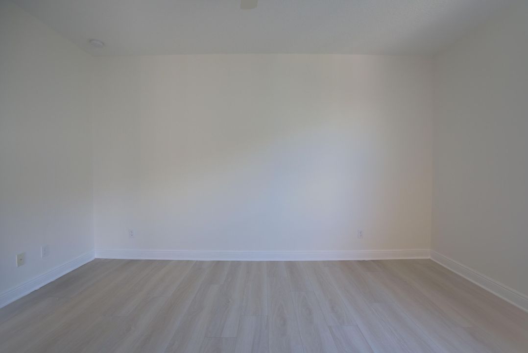 For Rent: $4,700 (3 beds, 2 baths, 2264 Square Feet)