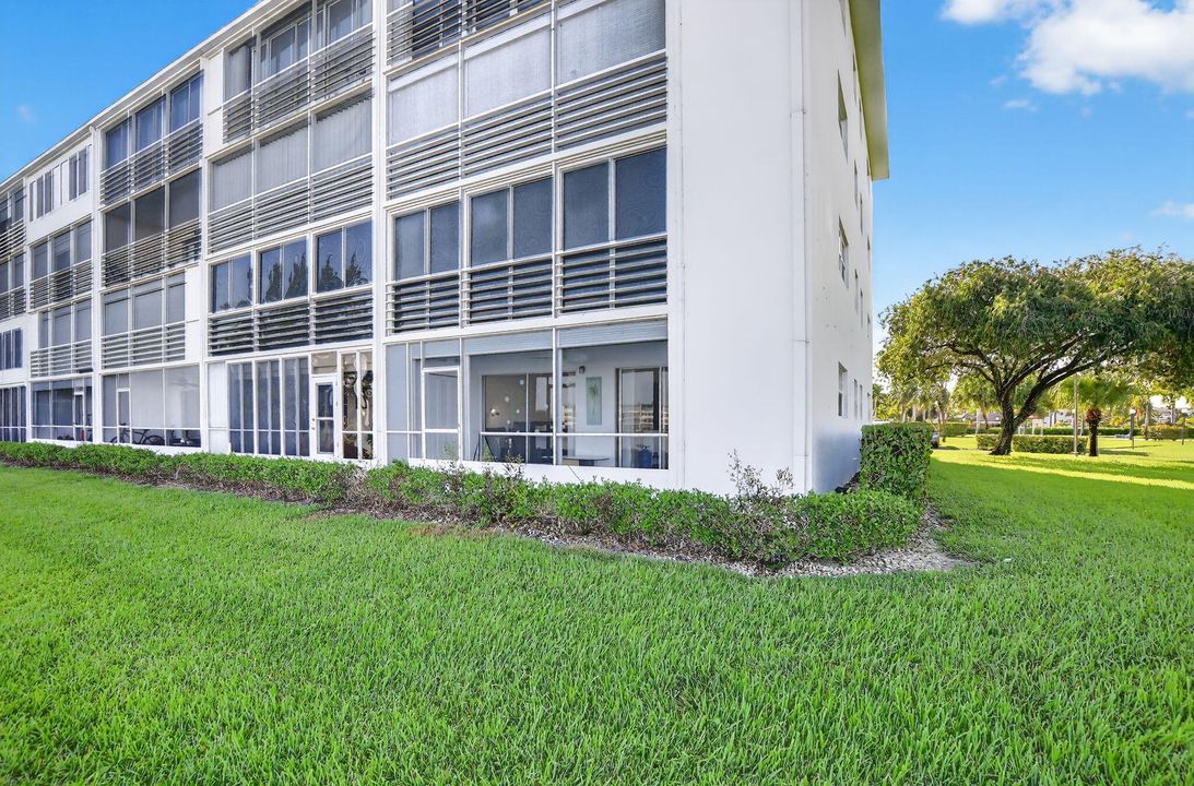 На продажу: $299,000 (2 спален, 2 ванн, 1185 Квадратных фут)