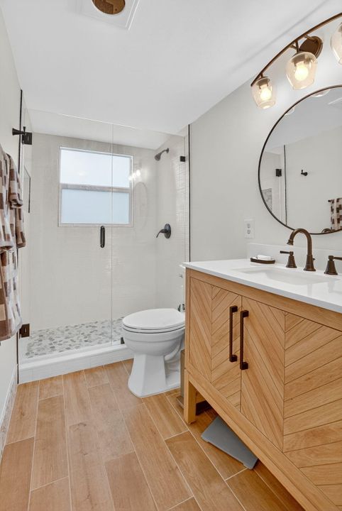 На продажу: $299,000 (2 спален, 2 ванн, 1185 Квадратных фут)