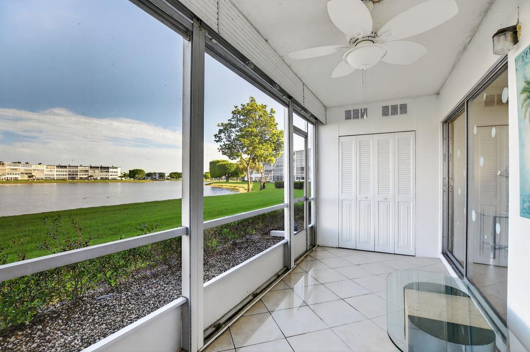 На продажу: $299,000 (2 спален, 2 ванн, 1185 Квадратных фут)