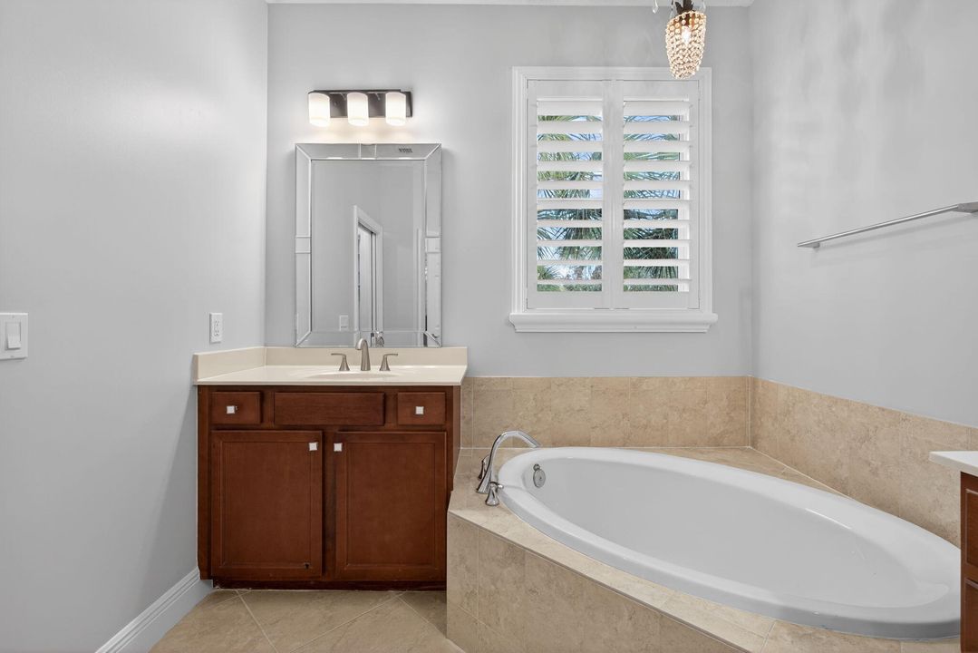 待售: $675,000 (3 贝兹, 2 浴室, 1939 平方英尺)