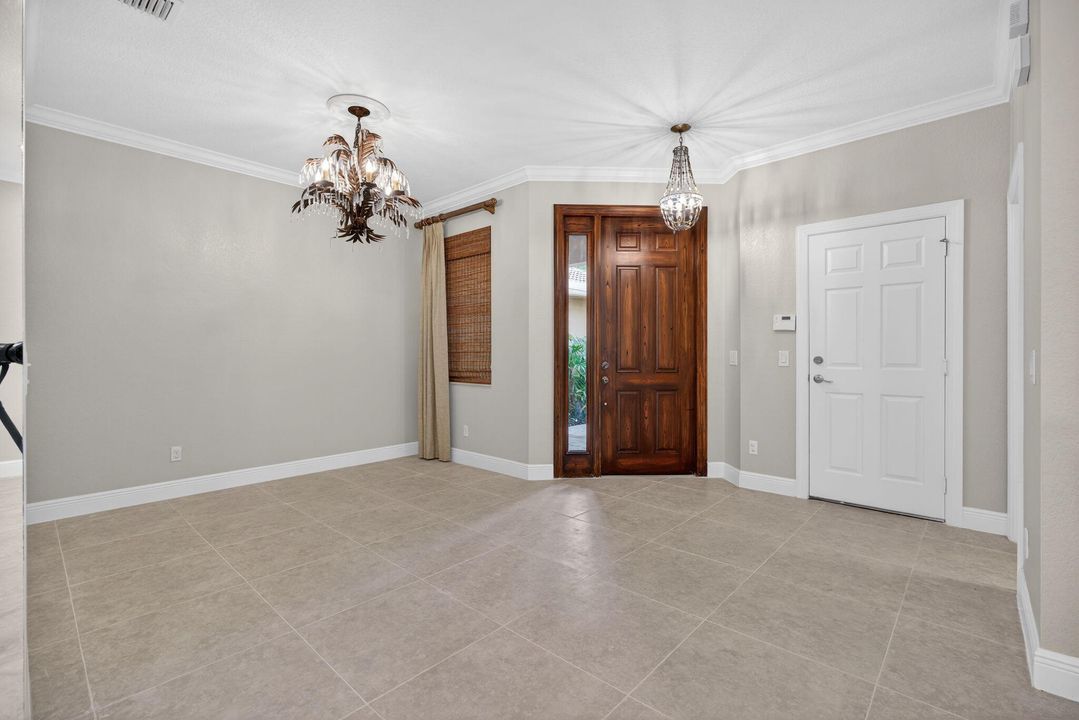 待售: $675,000 (3 贝兹, 2 浴室, 1939 平方英尺)