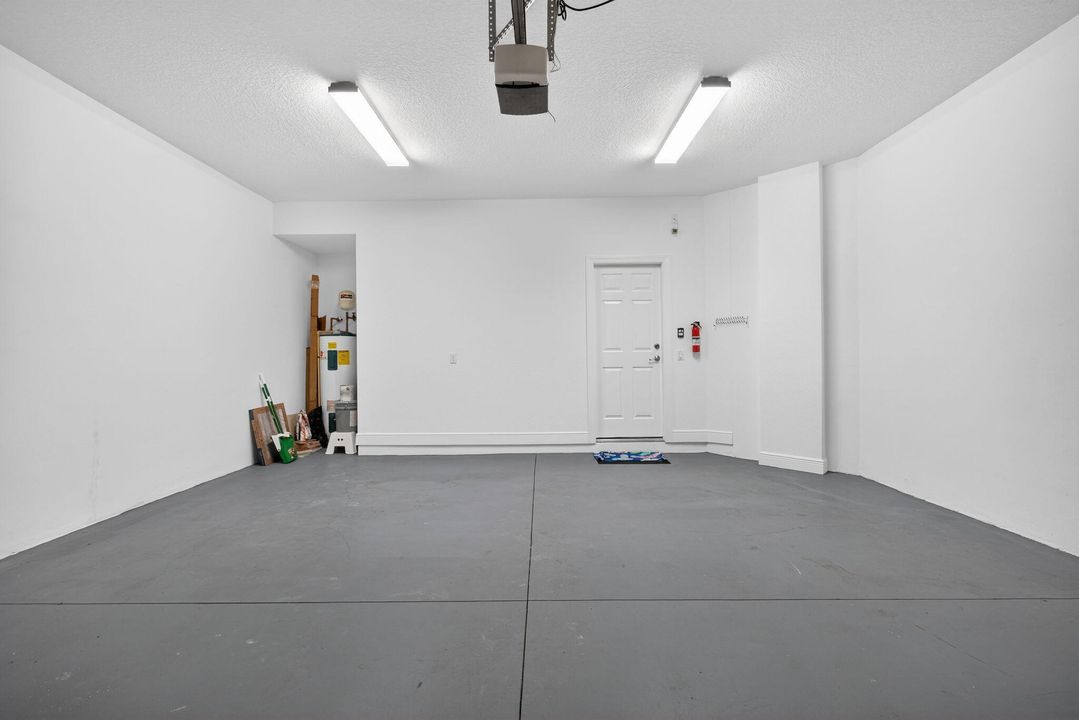 待售: $675,000 (3 贝兹, 2 浴室, 1939 平方英尺)