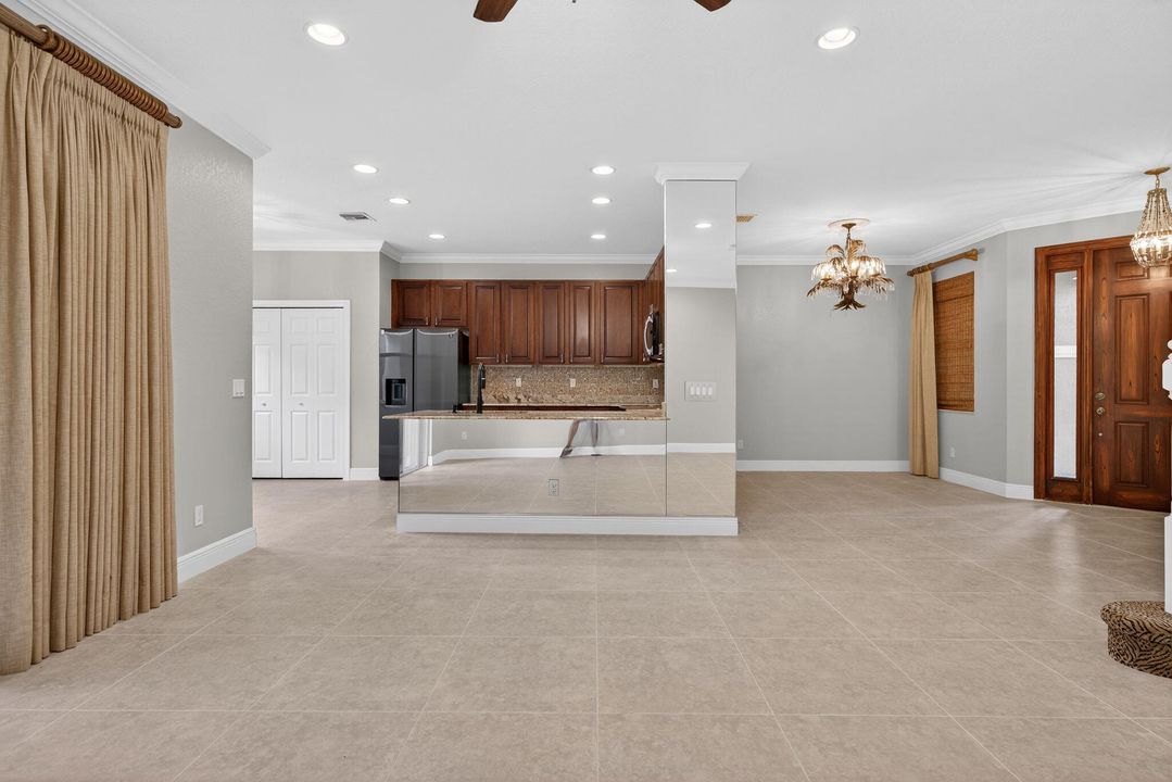 待售: $675,000 (3 贝兹, 2 浴室, 1939 平方英尺)