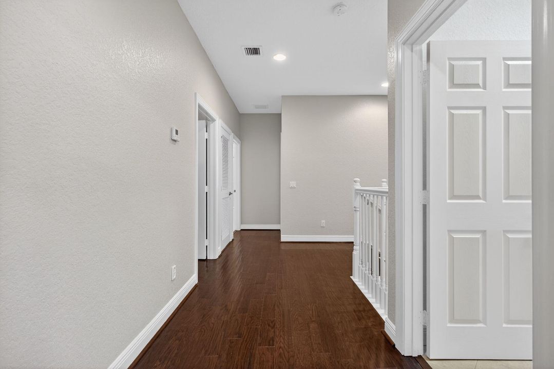 待售: $675,000 (3 贝兹, 2 浴室, 1939 平方英尺)