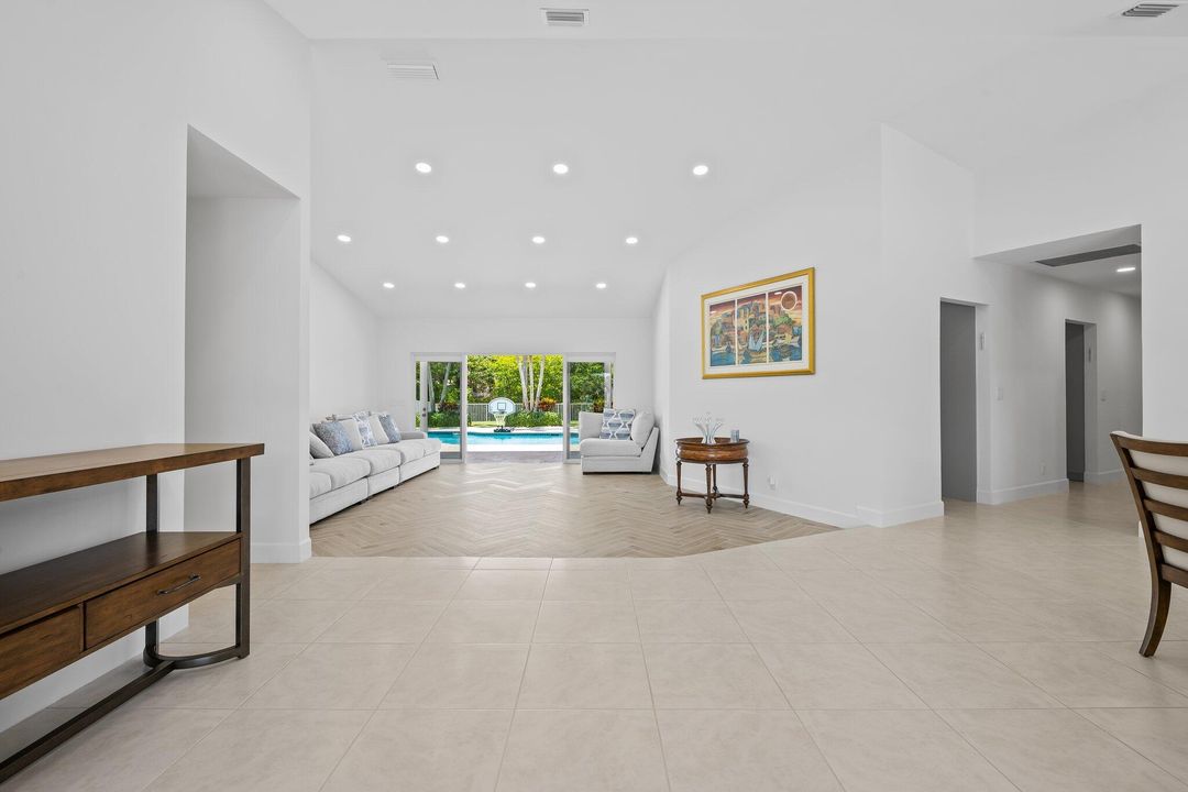 For Sale: $1,695,000 (4 beds, 3 baths, 3387 Square Feet)