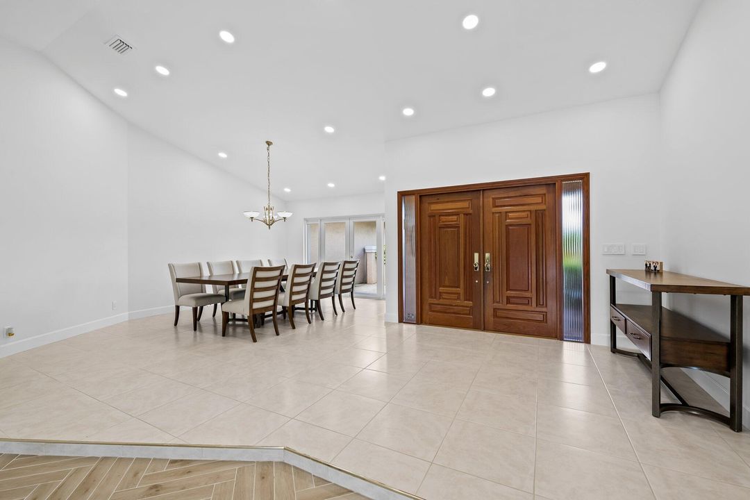 For Sale: $1,695,000 (4 beds, 3 baths, 3387 Square Feet)