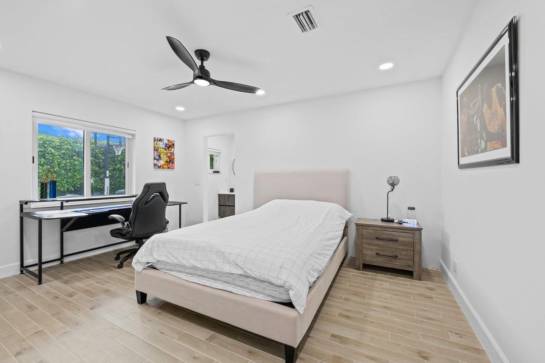 For Sale: $1,695,000 (4 beds, 3 baths, 3387 Square Feet)