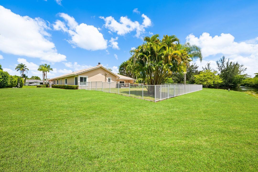 For Sale: $1,695,000 (4 beds, 3 baths, 3387 Square Feet)