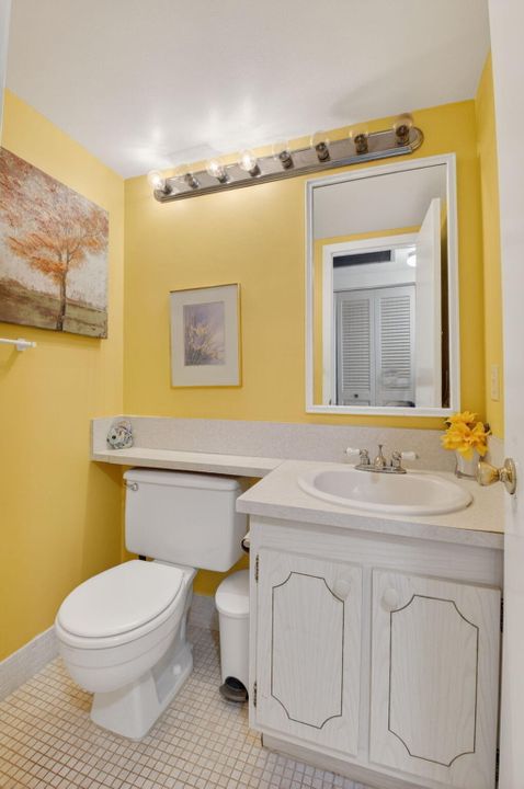 For Sale: $80,000 (1 beds, 1 baths, 720 Square Feet)