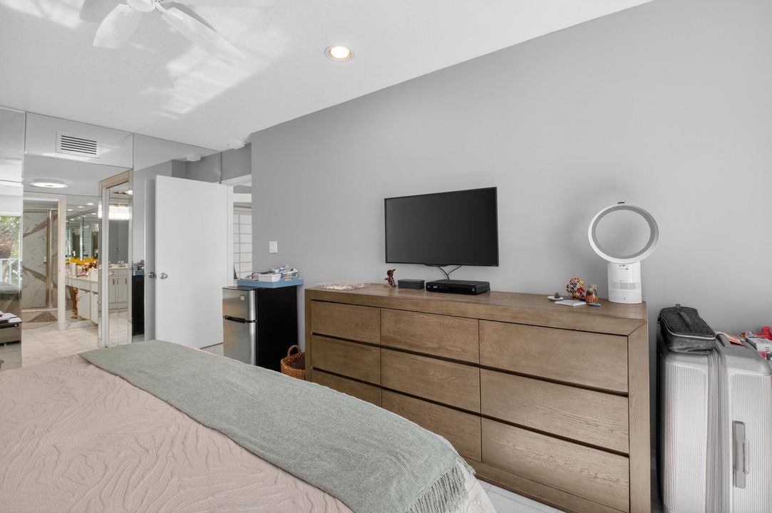 En Venta: $299,000 (2 camas, 2 baños, 1566 Pies cuadrados)