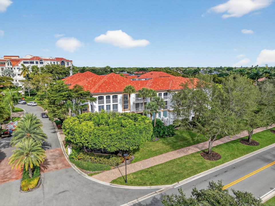 En Venta: $299,000 (2 camas, 2 baños, 1566 Pies cuadrados)