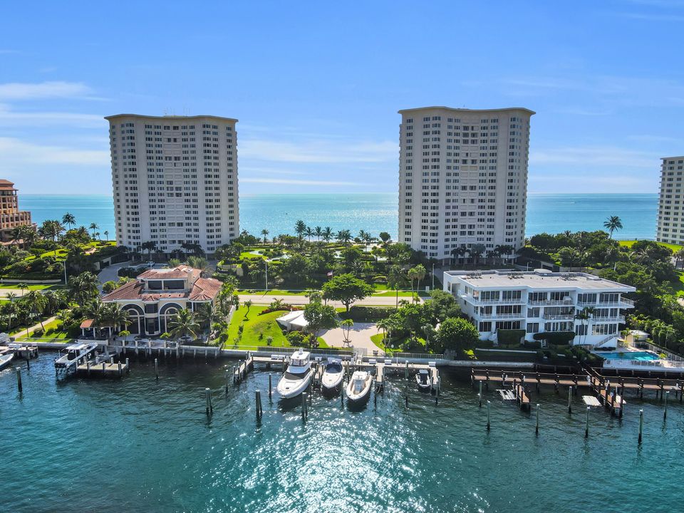 For Sale: $1,400,000 (2 beds, 2 baths, 1446 Square Feet)