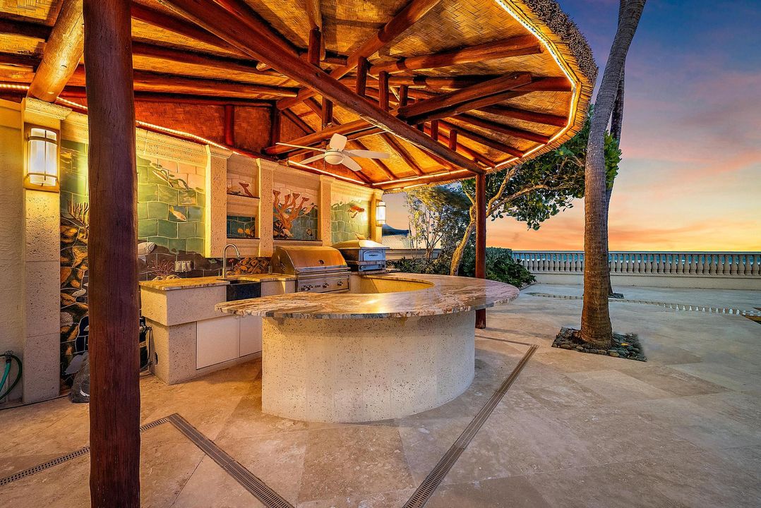 待售: $15,300,000 (5 贝兹, 6 浴室, 6152 平方英尺)