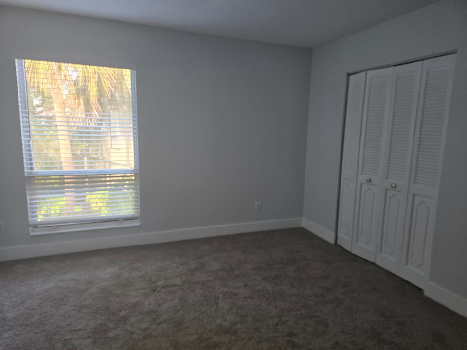 На продажу: $334,900 (2 спален, 2 ванн, 1313 Квадратных фут)