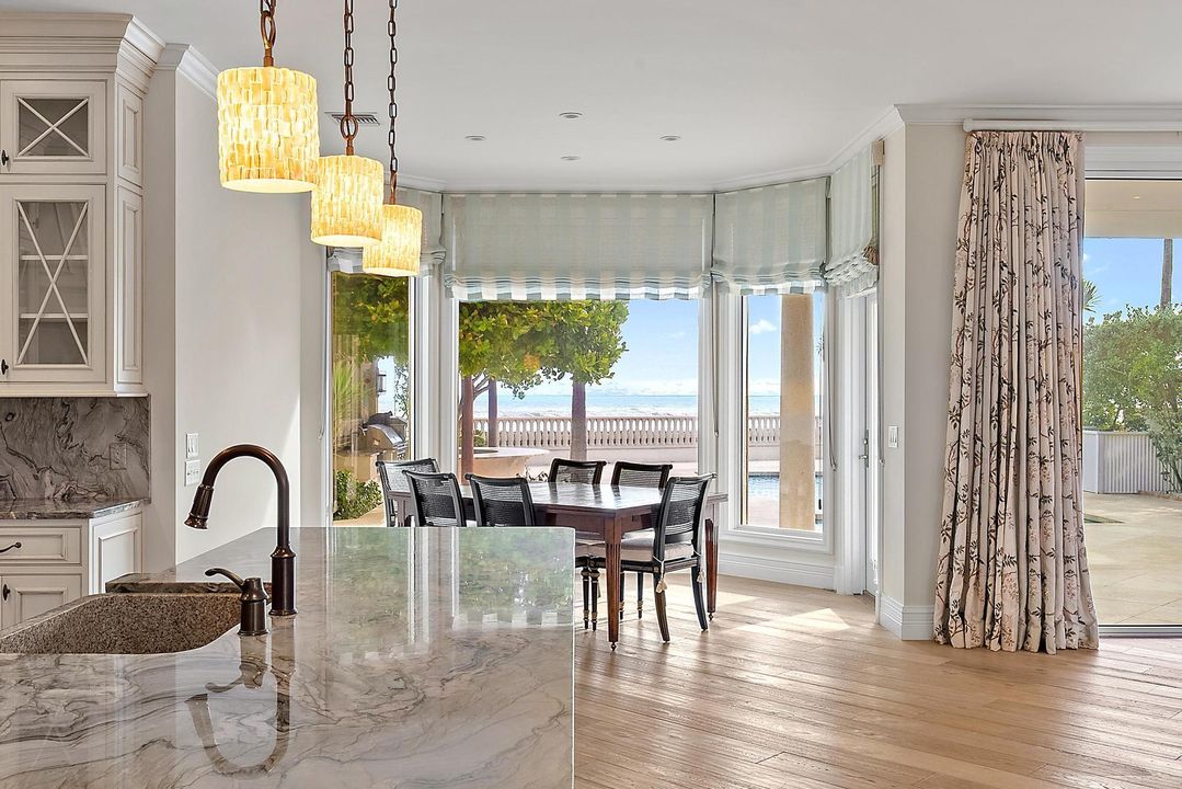 待售: $15,300,000 (5 贝兹, 6 浴室, 6152 平方英尺)