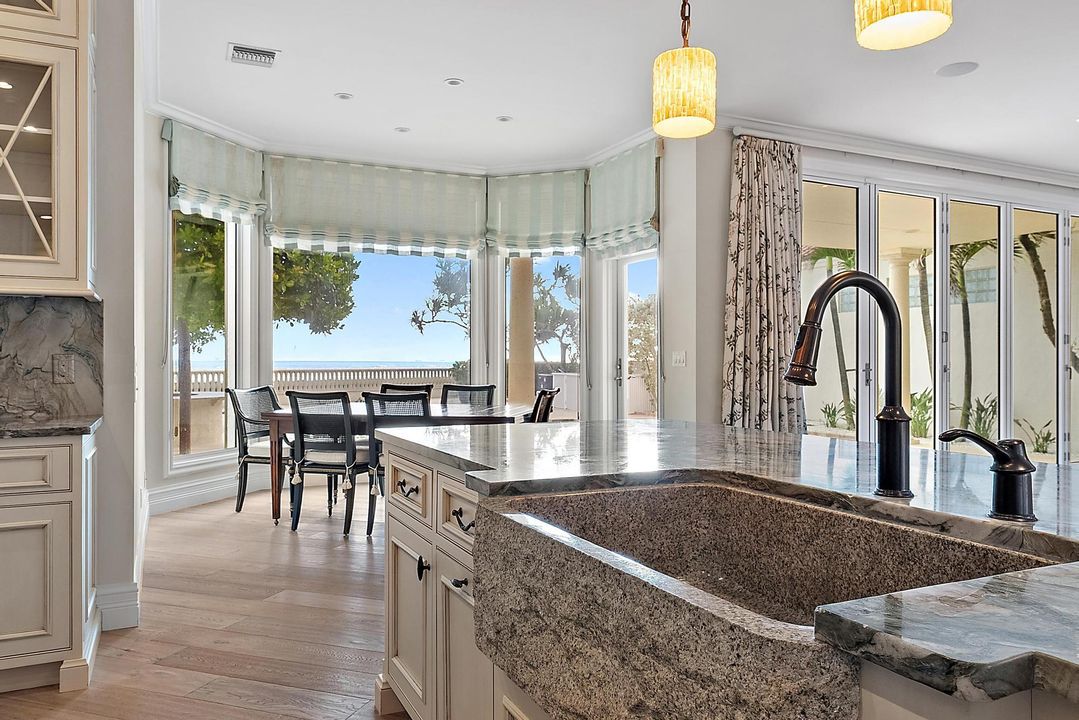 待售: $15,300,000 (5 贝兹, 6 浴室, 6152 平方英尺)