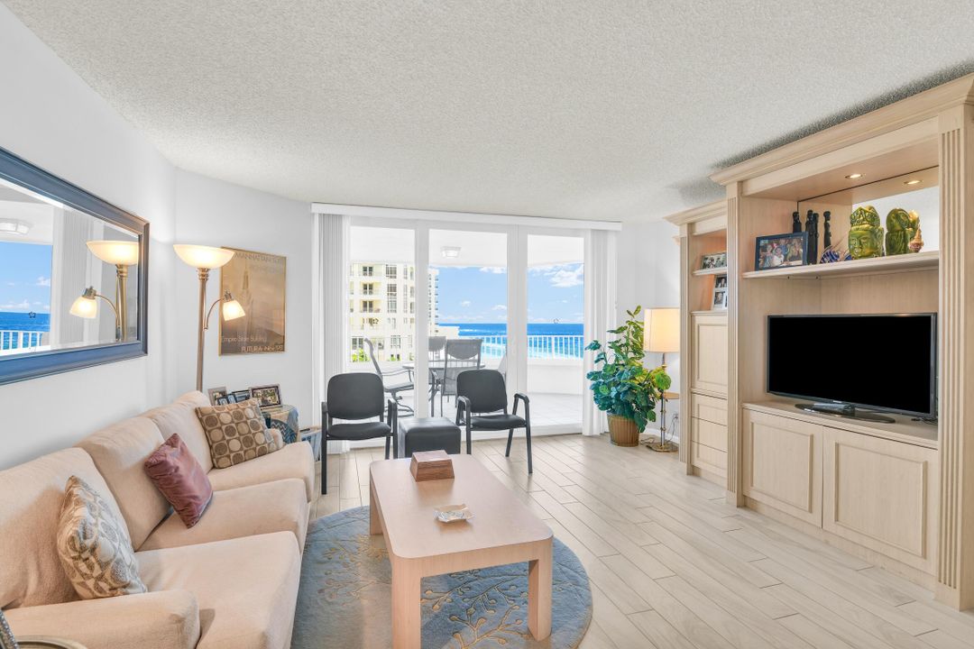 For Sale: $1,400,000 (2 beds, 2 baths, 1446 Square Feet)