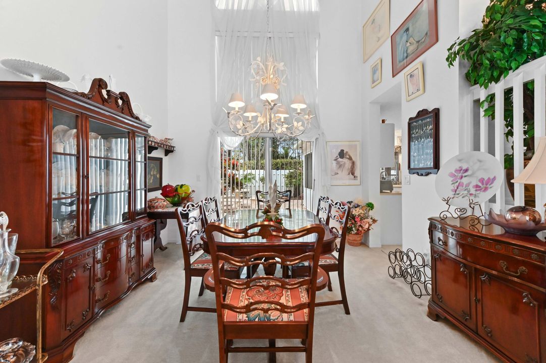 For Sale: $730,000 (5 beds, 3 baths, 3319 Square Feet)