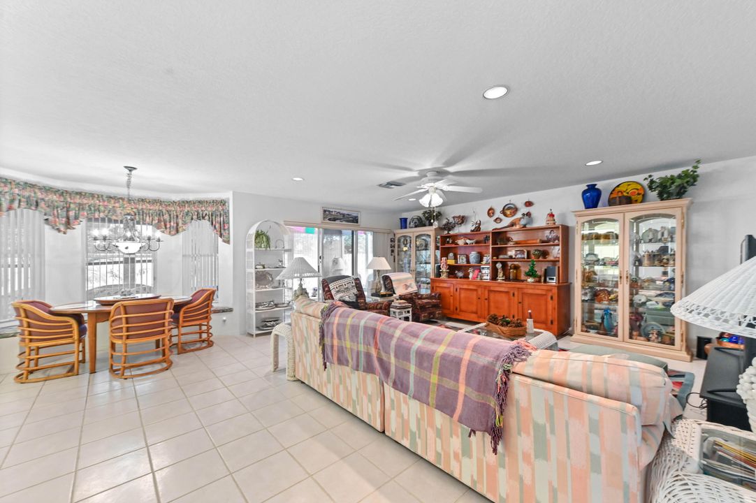 For Sale: $730,000 (5 beds, 3 baths, 3319 Square Feet)