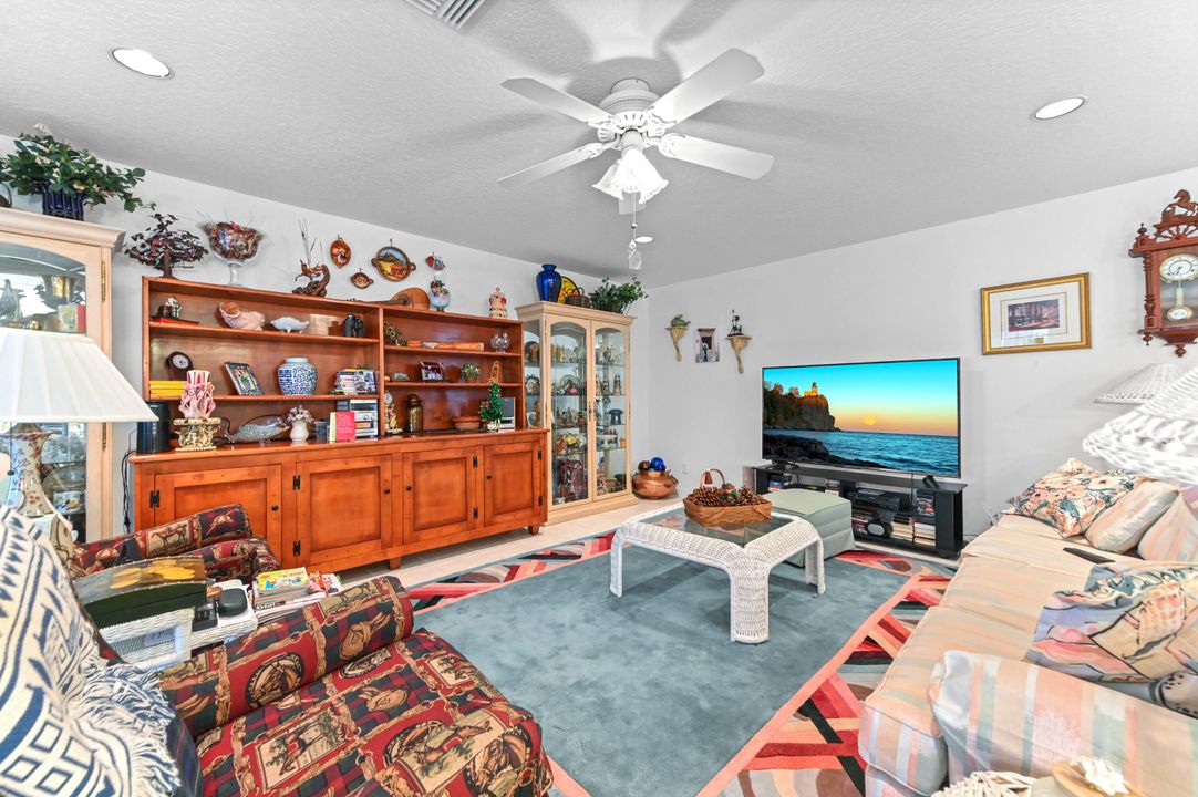 For Sale: $730,000 (5 beds, 3 baths, 3319 Square Feet)