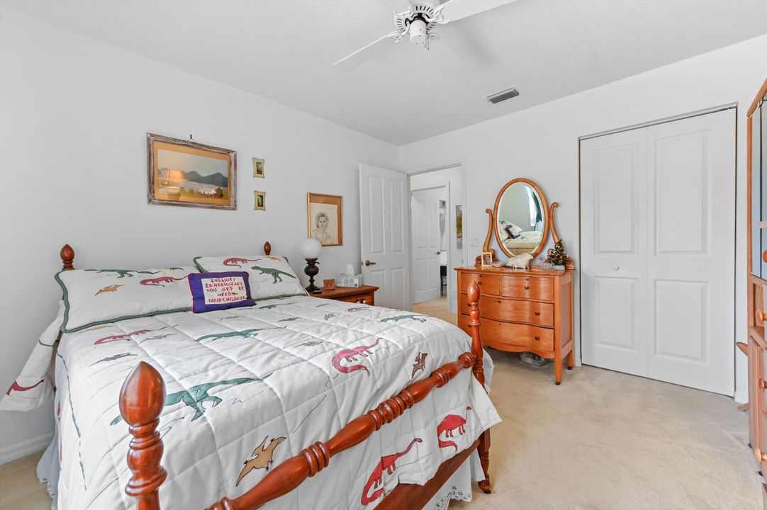 For Sale: $730,000 (5 beds, 3 baths, 3319 Square Feet)