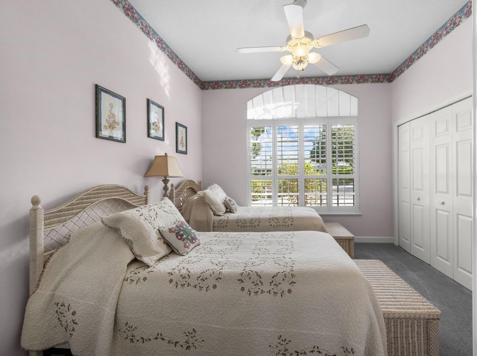 For Sale: $1,650,000 (3 beds, 3 baths, 2616 Square Feet)