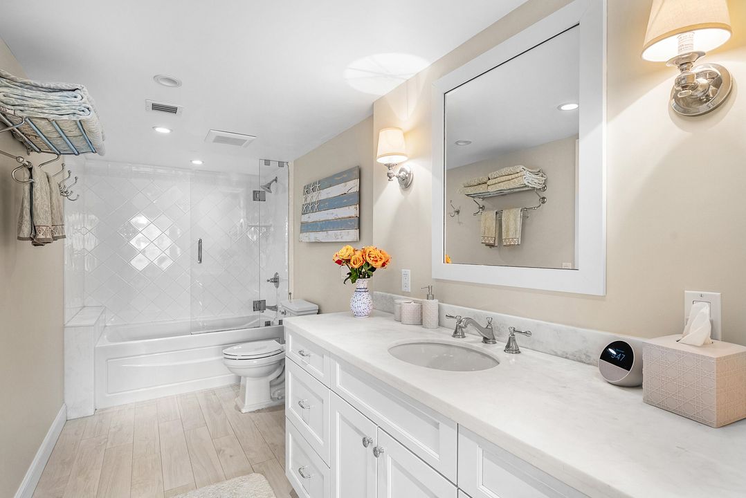 For Sale: $1,595,000 (3 beds, 3 baths, 1834 Square Feet)