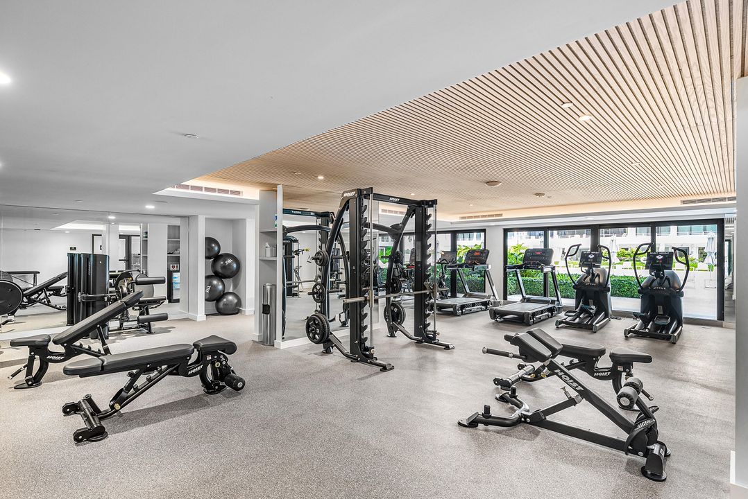 For Sale: $1,595,000 (3 beds, 3 baths, 1834 Square Feet)